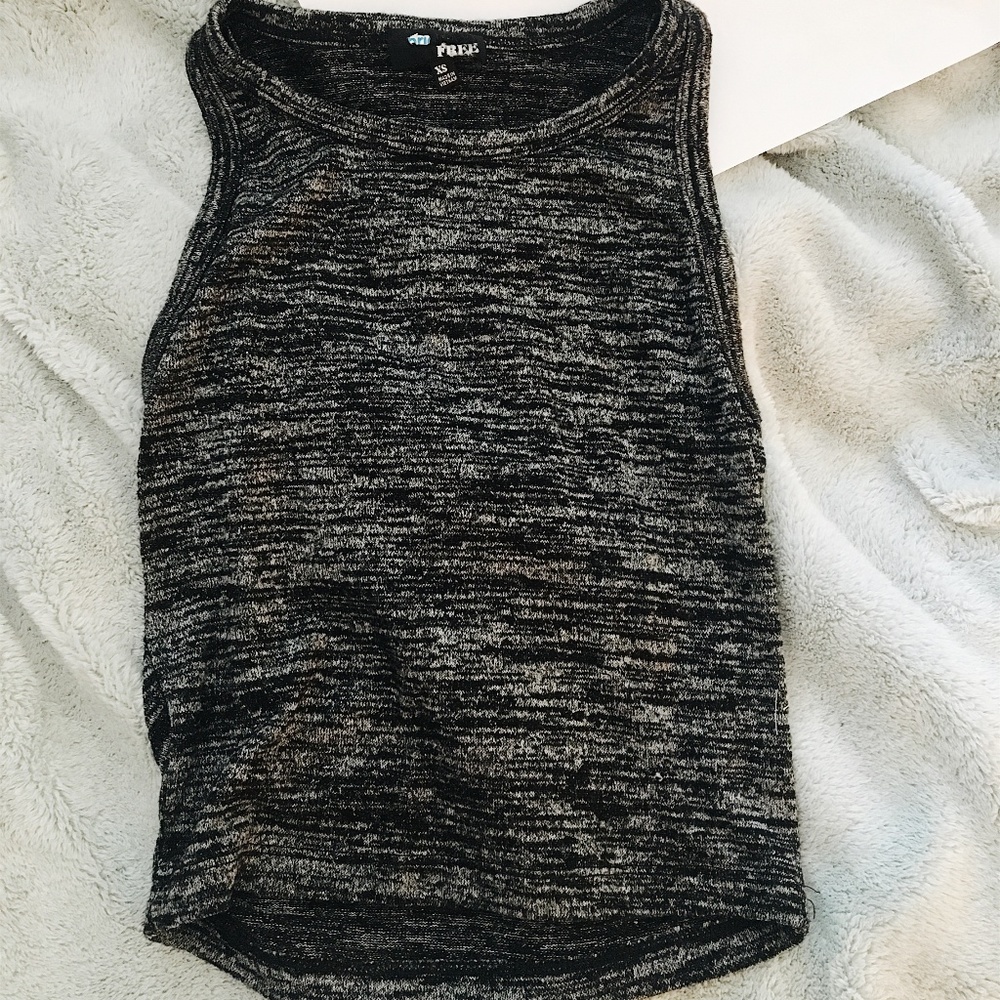 Aritzia Fitted High Neck Tank (Size XS)